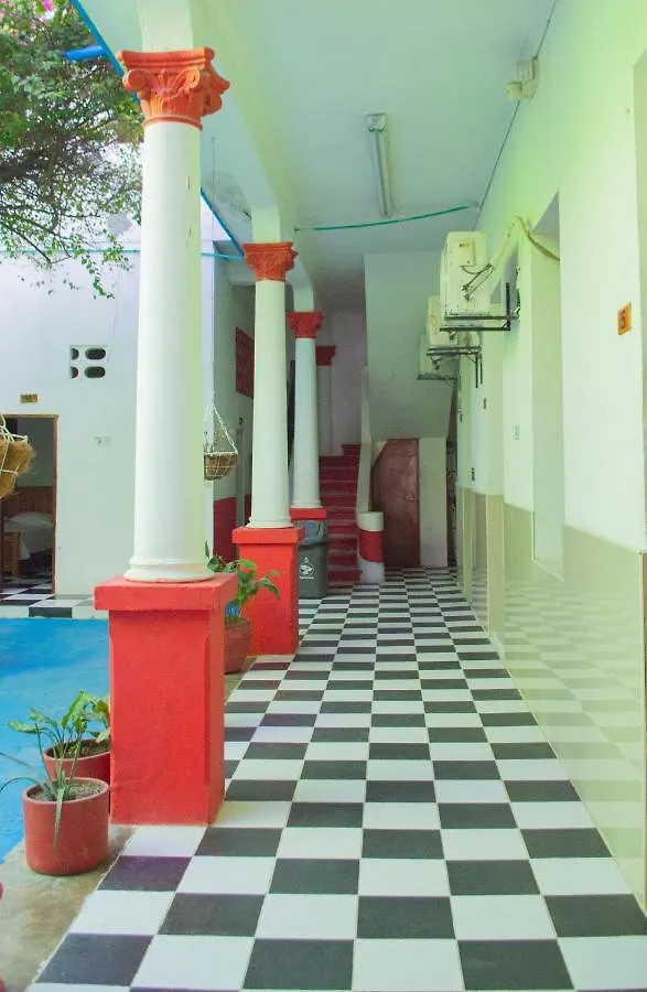 Hostal Maranatha Santa Marta